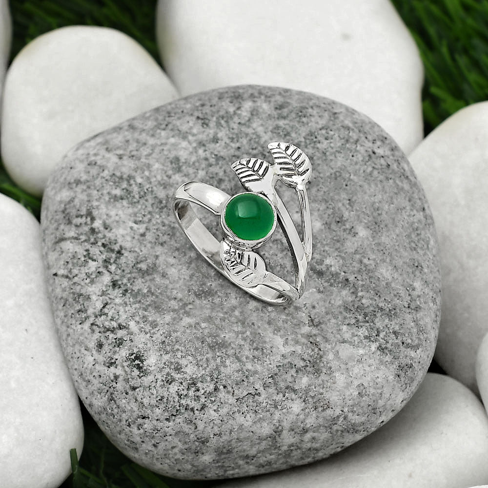 Natural Green Onyx Ring size-8 R-1251 SDR162352